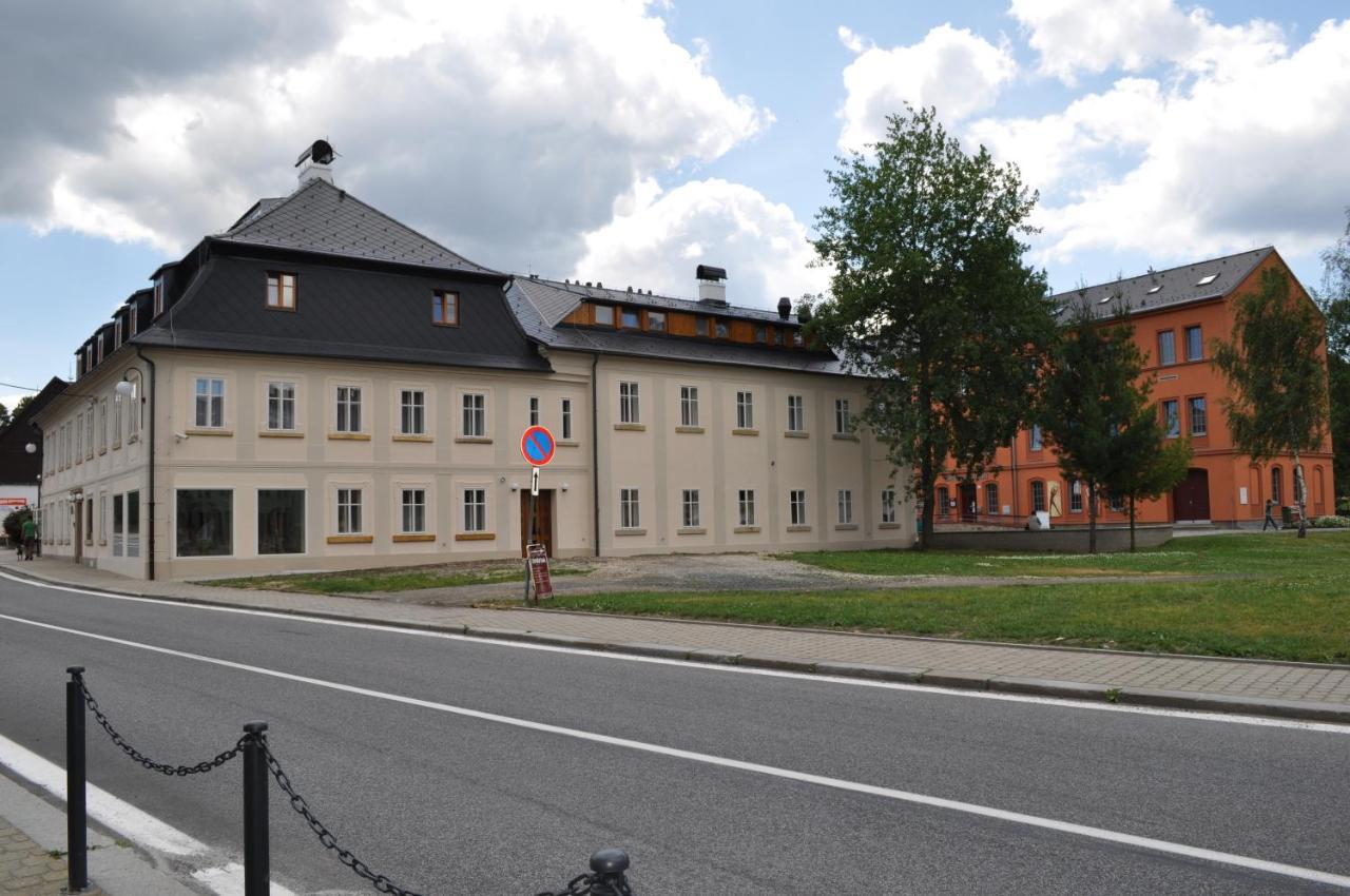 Penzion Lipa Krásná Lípa Exteriör bild